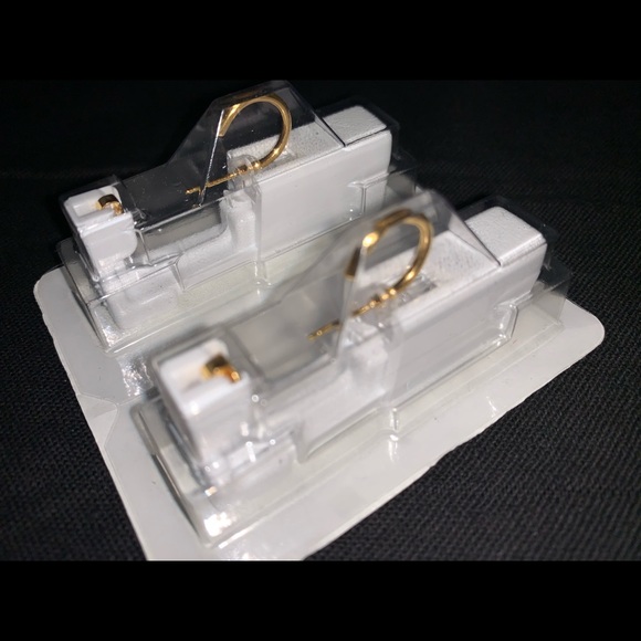 24k gold plated self ear piercing hoop - Picture 5 of 5